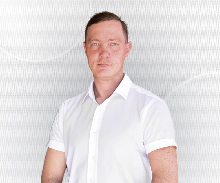 Сергей Иванов